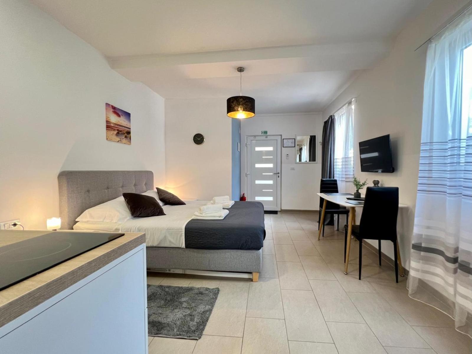Appartement Azzurro Mare à Pula Extérieur photo