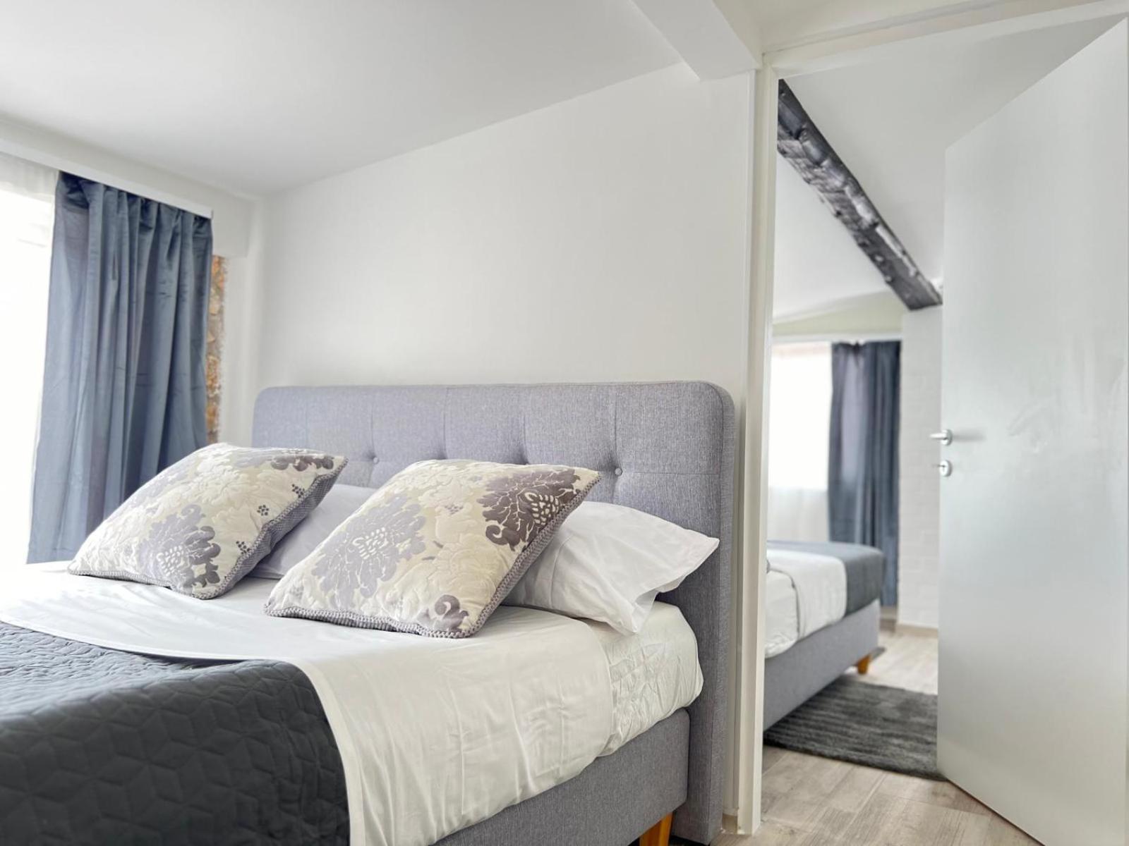 Appartement Azzurro Mare à Pula Extérieur photo